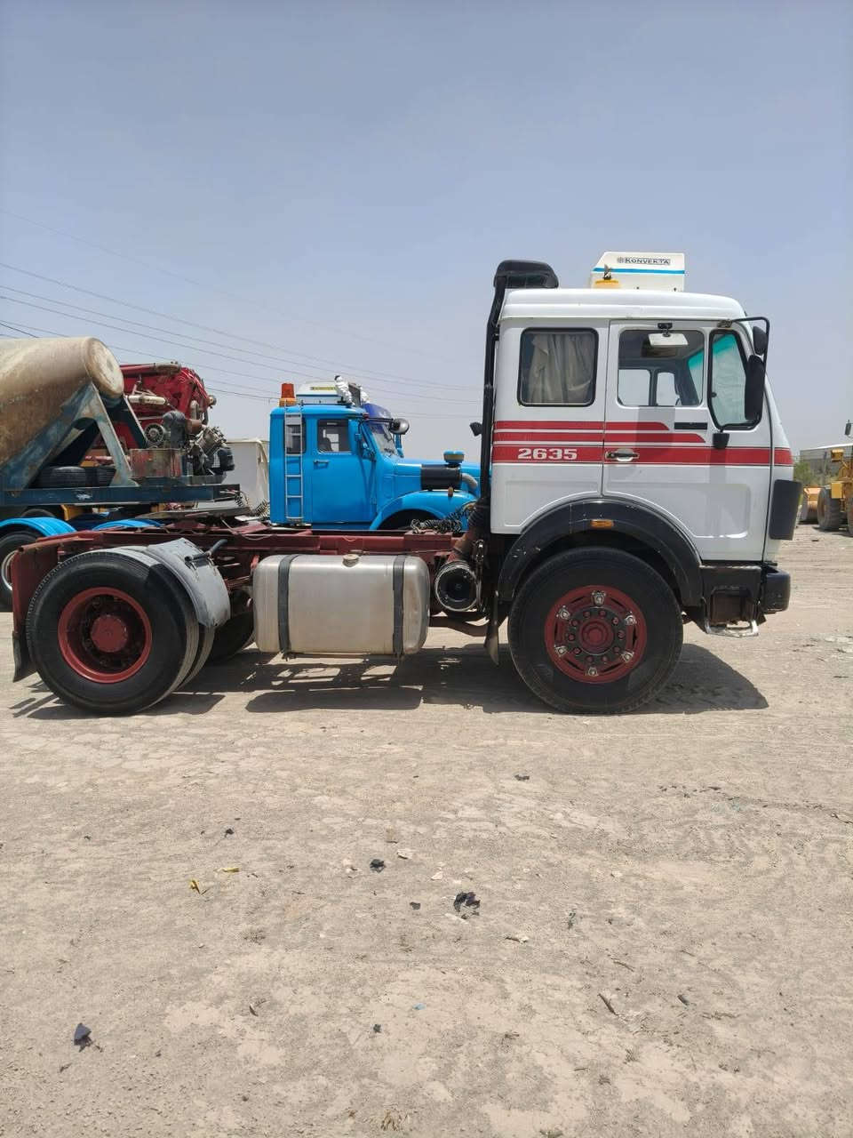 للبيع موديل 81 قماره 89بلاديه مكينه سوبرين 35 جديده كير 160 تبريد جديد  باج بطن 3 لوحات بأسمي فلات ذات جوانب متحركه عربانه 3 محاور سعر 160 بيه مجال المكان ناصريه اي استفسار
***********
للبيع موديل 81 قماره 89بلاديه مكينه سوبرين 35 جديده كير 160 تبريد جديد  باج بطن 3 لوحات بأسمي فلات ذات جوانب متحركه عربانه 3 محاور سعر 160 بيه مجال المكان ناصريه اي استفسار
