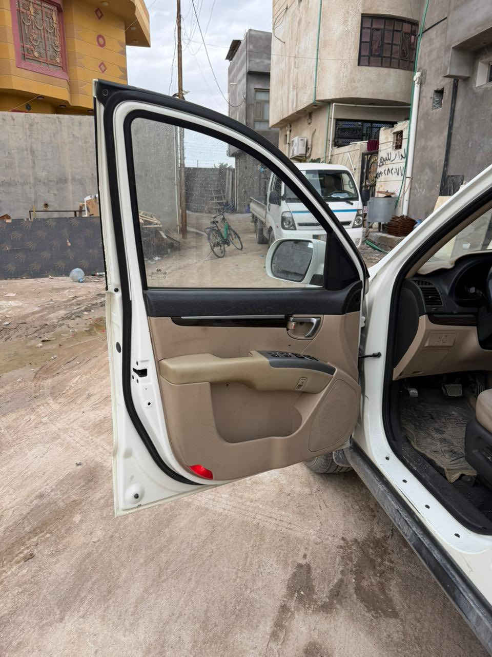 مكلف سلام عليكم اخوان سنتافي 2012 سياره حلوه خليجيه مكفوله من الضربه بيه طخات بسيطه تخم تاير باتري جديد تبريد خير من الله صار بيه كازكيت مكينته ٤ سلندر ٢٤٠٠ ابيعها ع وضعها السعر ١٠٥ وبيه مجال ***********مكاني بصره محيله
