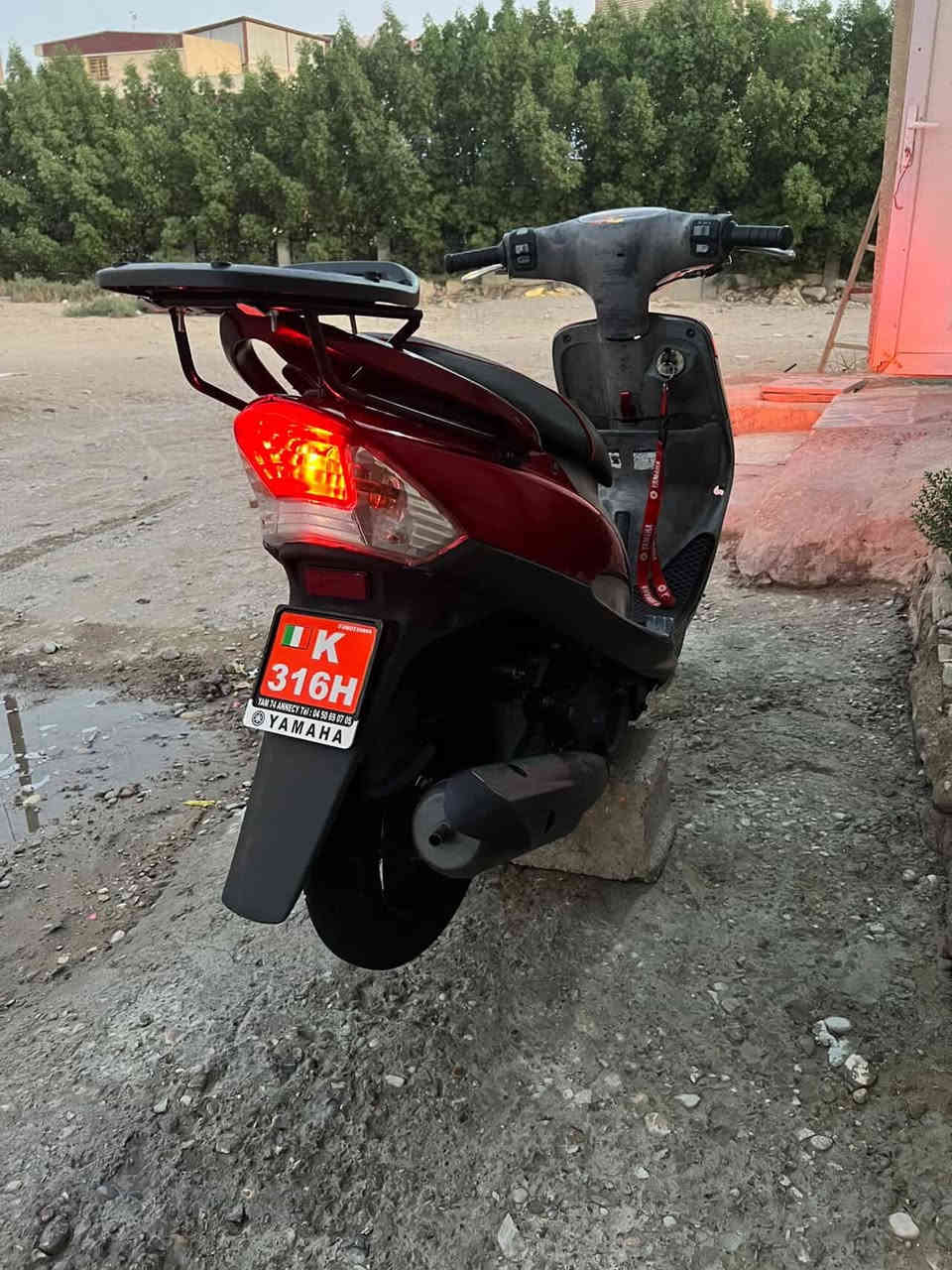 السلام عليكم دراجه منغولي بيها اكلج امامي رياضي  او تعلاكه رياضي او عضمات رياضي او كاسحه الدراجه امجفته جديد الدراجه ماكو تبخير اوناعمه الكهرباءيات كلها شغاله اضويه اشاير الدراجه نكره سلف  ماكاني حي العدل السعر ٥٥٠بيها مجال بسيط 
***********
