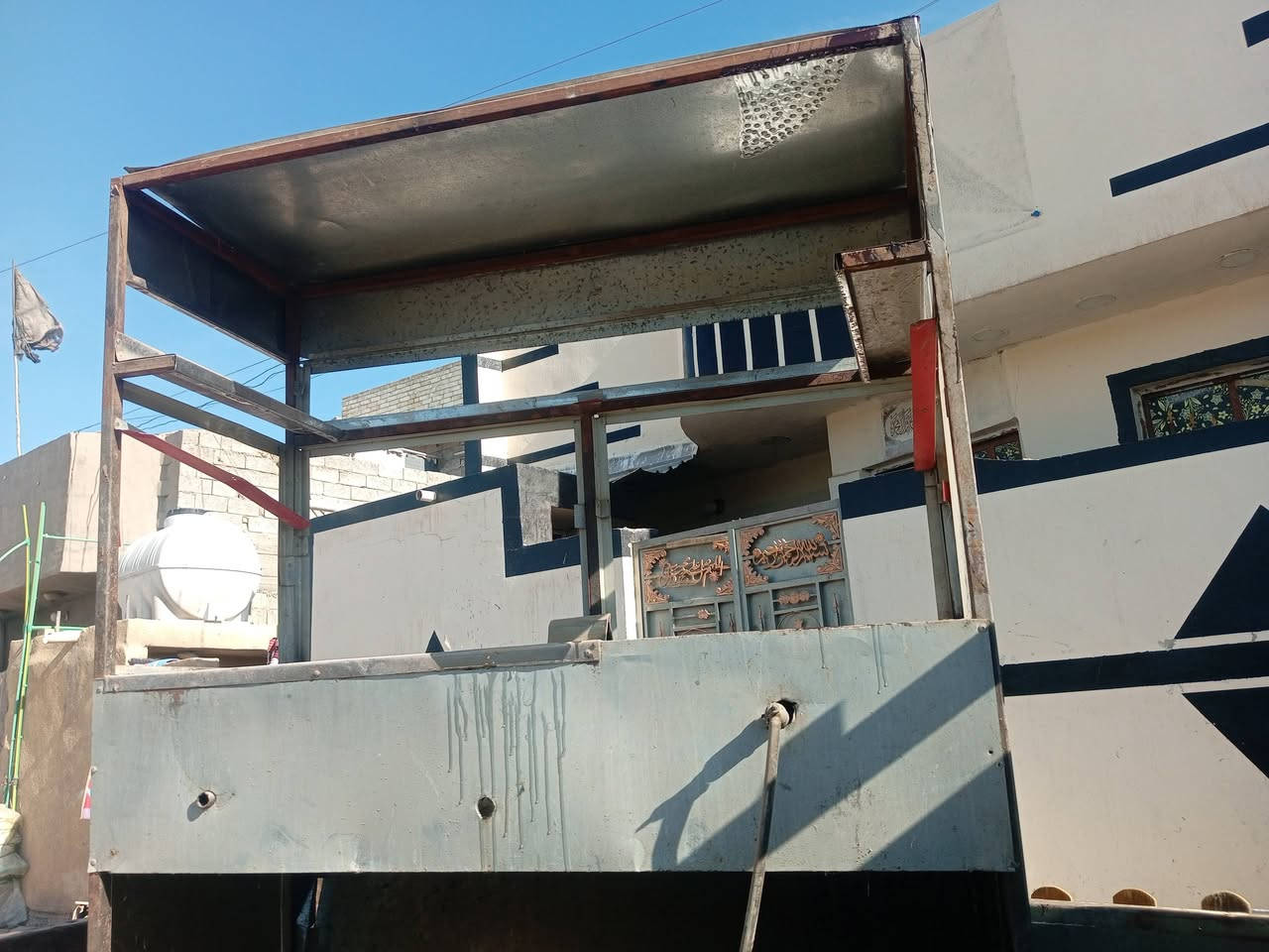 سلام عليكم عربانه لبلبي وباگله بسعر مناسب 100 ألف بغداد المشتل ***********
