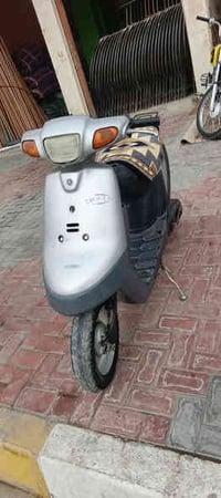 دراجه بطه البيع دراجه حلوه عوزه بس سلف الباقي كلشي شغل المكان أمن داخل...