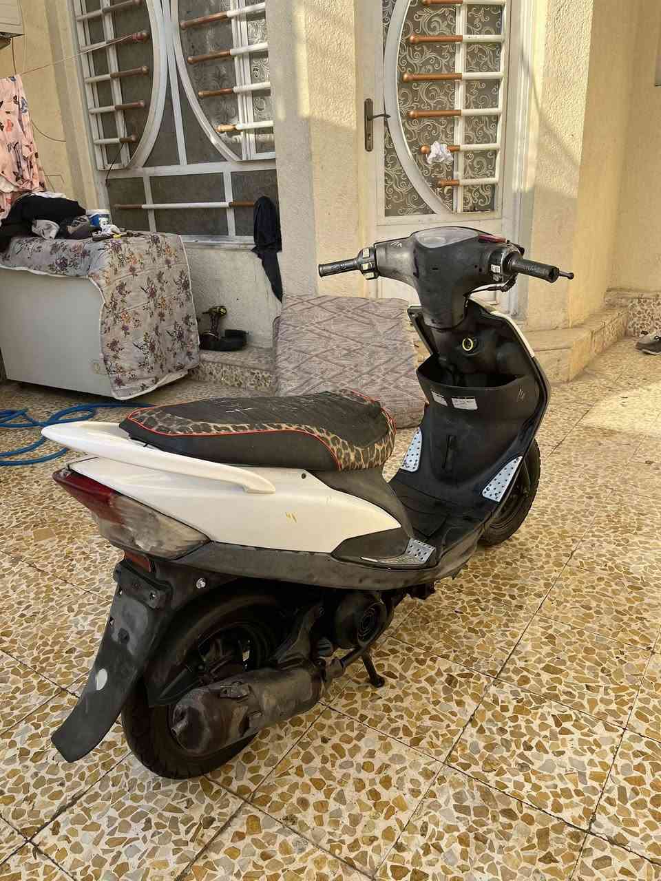 سلام عليكم
ماكس عدله صارلها شهرين من طالعه من رمبه ما مفتوح بيها برغيي شلعه ومعدل فول ب٨٥٠ وبيها مجال تواصل خاص


**إذا كنت صاحب هذا الإعلان وتريد حذفه لأي سبب، رجاءا أرسل رسالة إلى الدعم الفني**