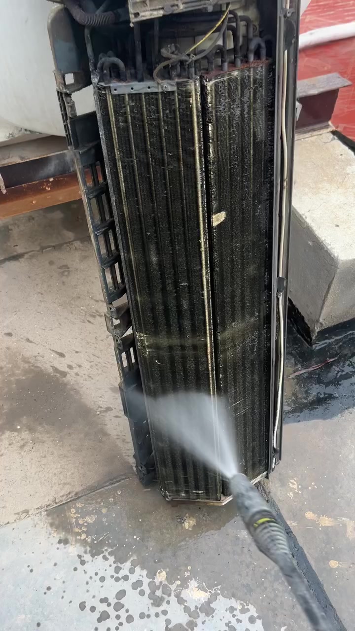 تعلن خدمات المصطفى لنصب وصيانة وتنظيف كافة اجهزة التبريد داخل وخارج بسماية بأيادي مختصة وأمينة 
للاستفسار والتواصل الاتصال عبر الأرقام التالية 
***********
***********
