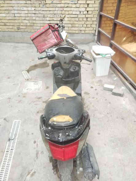 سلام عليكم سكنس فحل بوشه 58/5 تتي مارك عقل رياظي ٩ نمر سلف رياظي جبير مكينه خرسه لتدخين ولا نظوح ولا صوت دراجه تريده مال لعب تريده مال روحه جيه سعر ٤٥٠ وبيه مجال مكاني بغداد صليخ رقمي***********
