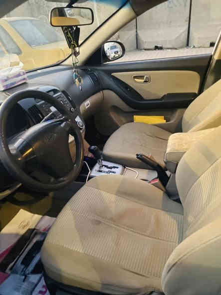 السلام عليكم 
النترا المقدسه موديل 2011 شركه العامة
*محرك 2000 المرغوب
*داخل بيجي
*مسجل عريض
*أشارة بلمري
*اربع دسك
*كشاف دعاميه
*تبريد ثلج
*سويج ريموت 
*صدر جديد امامي خلفي
*محرك + گير خير من الله  
بل 120 يشتغل جرس
رقم بغداد انكليزي حلو لغايه 2030 تحويل ثاني يوم شرط
مكانه/ بغداد البلديات 
سعره 103 بيه مجال للشراي 
هـاتف/ ***********
