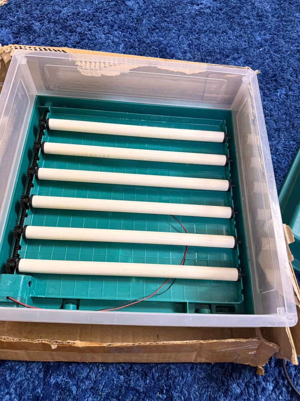 فقاسة فول أوتوماتيك  
تعمل على بطارية وكهرباء  
وإذا تريد باتري سيارة هم موجود
مختلف أحجام البيوض 
تلزم 24 بيضة دجاج السعر 65 دكوك, كركوك


**إذا كنت صاحب هذا الإعلان وتريد حذفه لأي سبب، رجاءا أرسل رسالة إلى الدعم الفني**