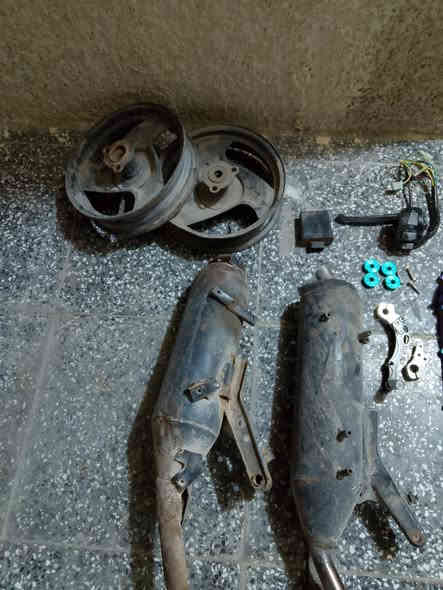 سلام عليكم غراض للبيع ماكس وسكنس قيم بل يرضي الله وخذ ***********
