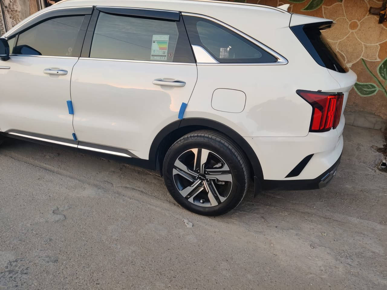 السلام عليكم للبيع سورنتو 2023 فول مواصفات 6 سلندر رقم أربيل الدولي تحويل مباشر ماشيه ٣٠ الف كفاله السياره السونار مرفق بلصور معروضه ب٢٨٠ وبيها مجال مكانها بغداد ‭
‭٠٧٨٨ ١٧١ ٧٥٦٤‬ ‬
