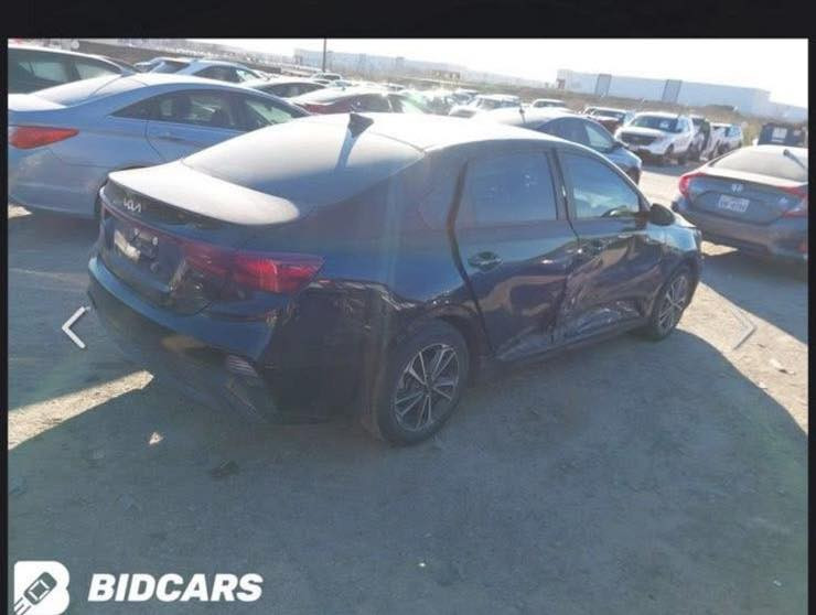 كيا فورتي وارد امريكي
موديل 2023 
رقم اربيل بأسمي
حادثهة البابتين جهت لصدر صبغ فقط
بجم كبس 
ماشية 58 mi
سيارة جاهزة كل نقص مابيهة 
مواصفات نص فول
رادار امامي 
شاشة كامرة دوارة
3 انضمت قيادة 
سعرهة 139 
***********
