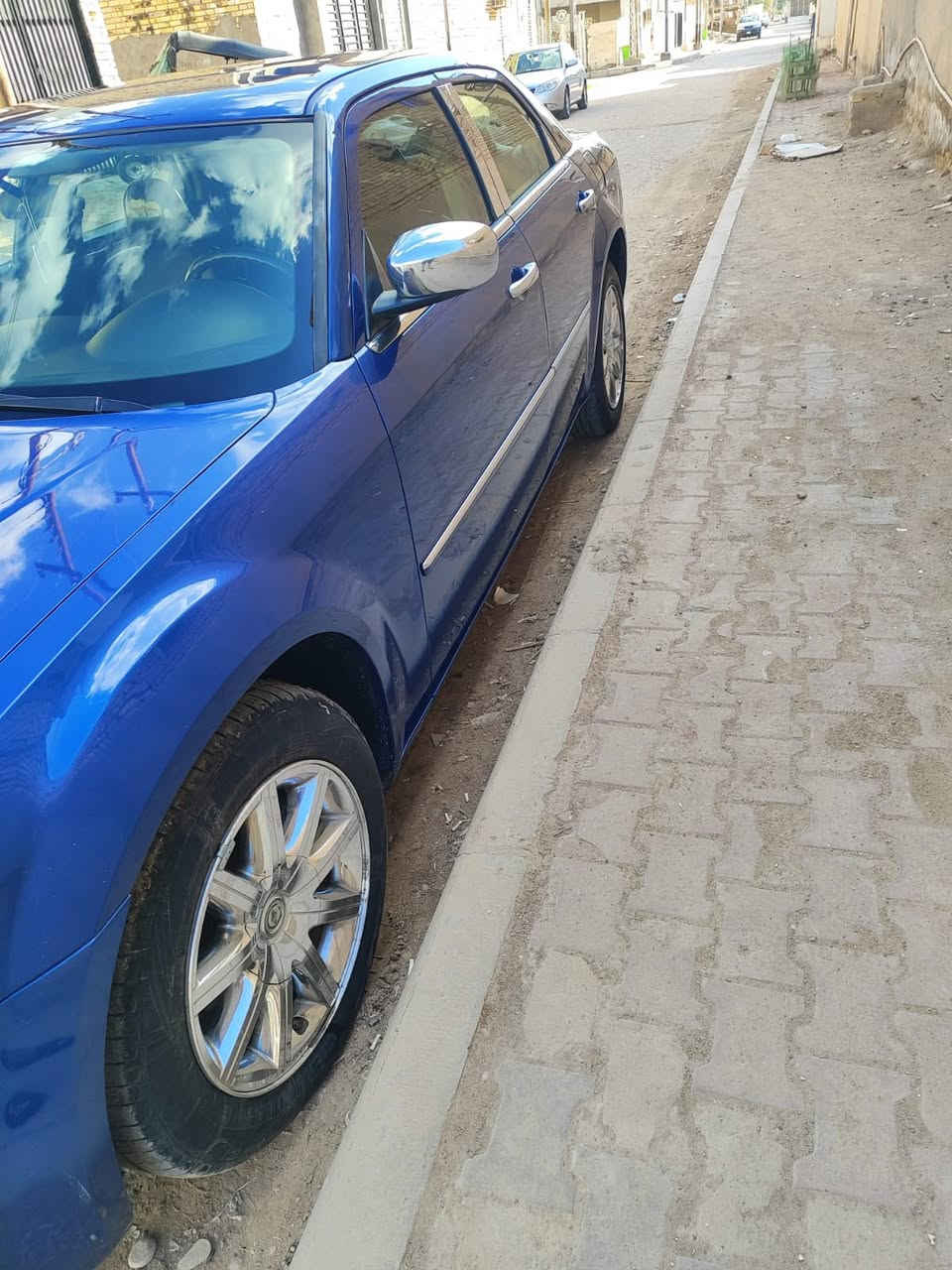 اوبامه 2010  اصل 
حاويه متؤمه 
بيها كصه 
سعرها 53
مكانها ميسان 
***********
السياره كلش جديده وجاهزه
