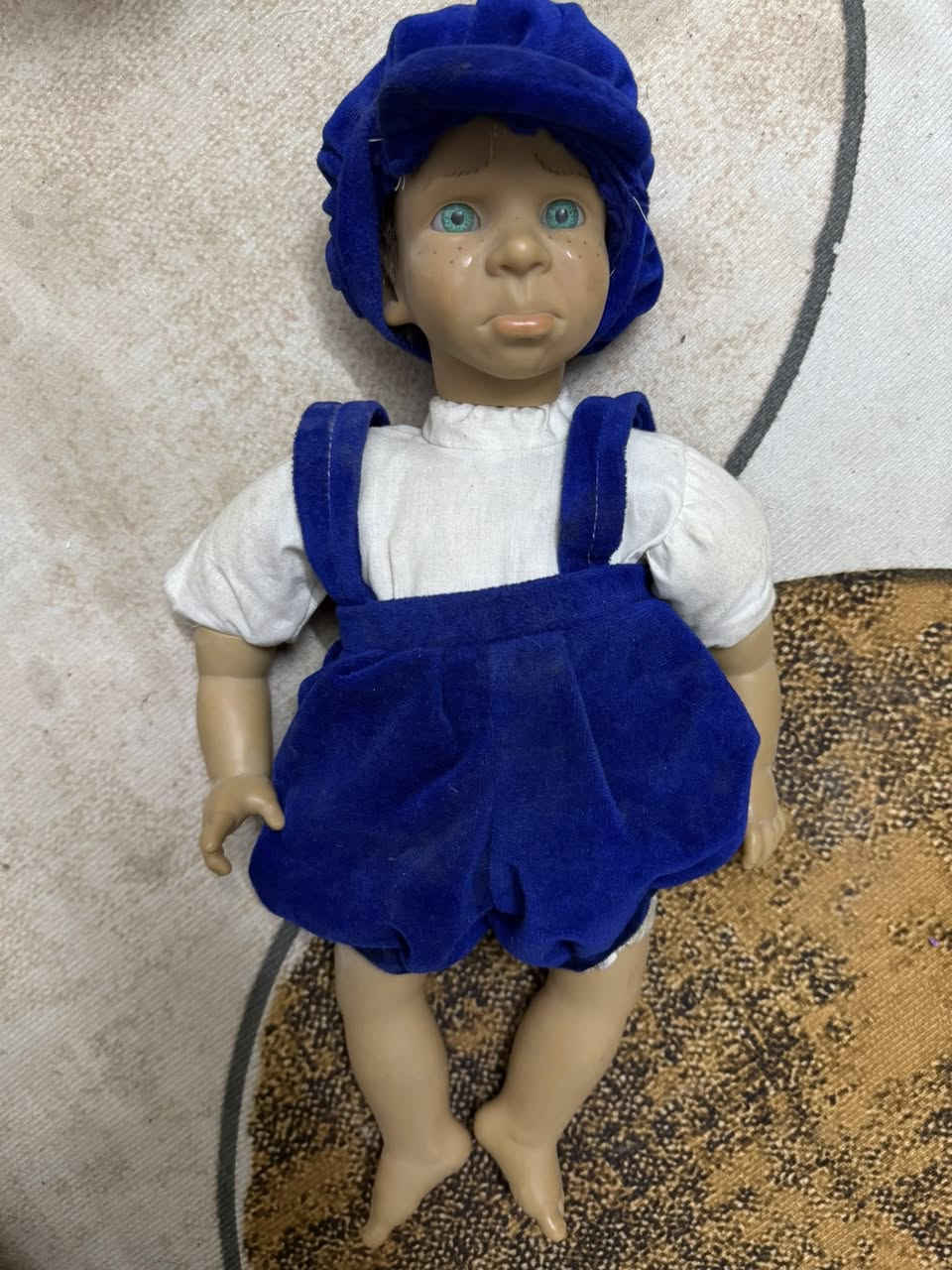 سلام عليكم عندي هاي الدمى باله قبل فترى اشتريتهم وهسه حاب ابيعهم لي يرغب يشتريهم خلي يراسلني ويدلل


**إذا كنت صاحب هذا الإعلان وتريد حذفه لأي سبب، رجاءا أرسل رسالة إلى الدعم الفني**