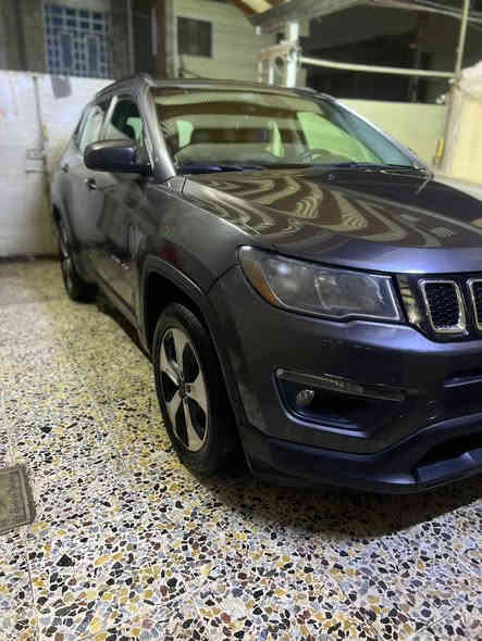 سلام عليكم
جيب كومباس 
وارد أمريكي موديل ٢٠١٨
حادث دعاميه أماميه فقط 
مكفوله كفاله عامه من الصبغ 
لميتدد فول مواصفات 
ماشيه ٦٨
مكاني بغداد 
رقم ***********
