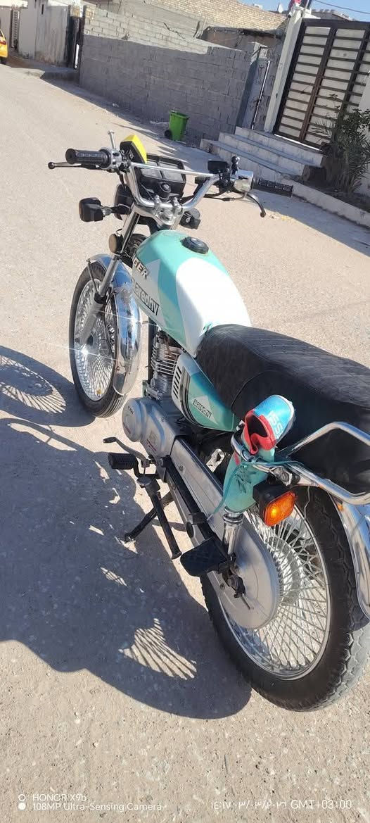 دراجه اللبيع مديل 2019
جديده مكان نجف  السعر 600وبيه مجال قليل
الواقع احله من الصوره
الدراجه متعوب عليها كهربائيات كلها شغاله
***********
