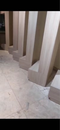 فاترينة • فاترينة خشبية • فاترينة مكتبية • اثاث مكتبي • كابينة خشبية •...