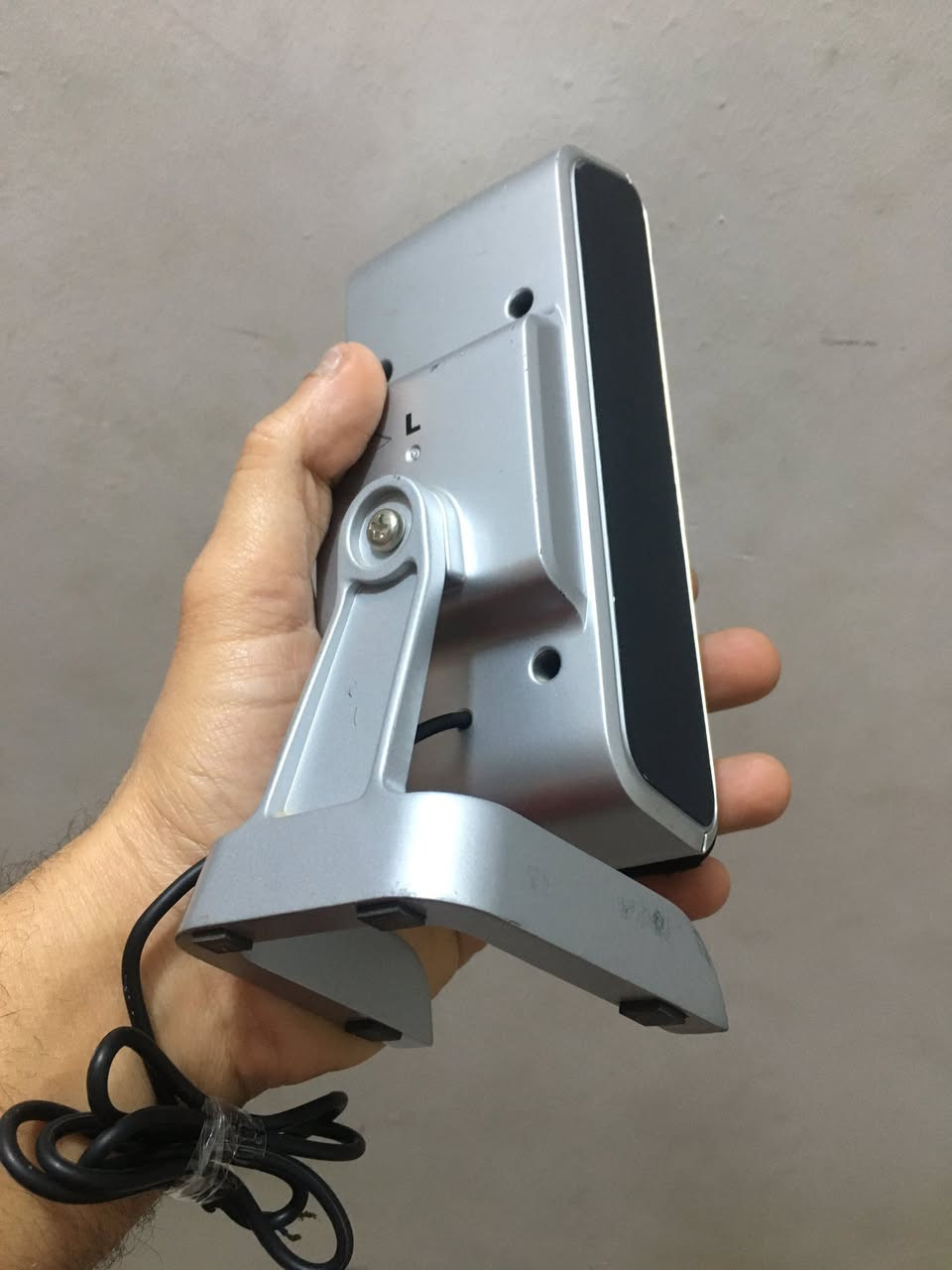 زوج سماعات Logitech اصلي اصلي ب١٥ الف مكاني الاعظمية ***********
