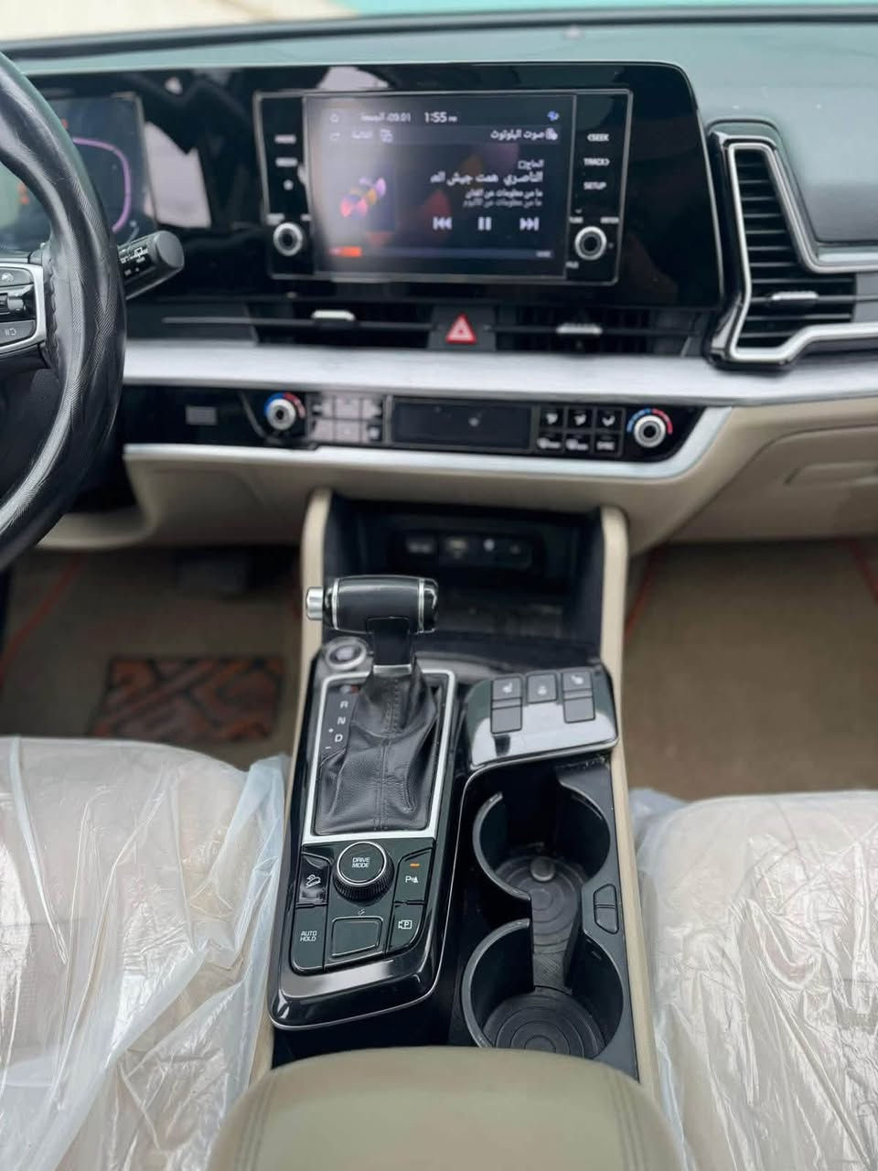 كيا سبورتج خليجيه 2022 كفاله عامه
مواصفات فول الفول سقف بانوراما اخت الزيرو جديده جدآ
 ماشيه “39 كم شرط الفحص

🛑مكانهه بغداد 
🛑رقم صاحب السياره ***********

🛑السعر (مغري وجدا مناسب)

🛑المواصفات :-

1-سقف بانوراما 
2-بصمه تشغيل وشفتات بالستيرن 
3- بصمة ابواب و صندوق
4-صندوك كهرباء ذكي يفتح عند الاقتراب من الصندوك تلقائياً
5-شاحن واير لس
6 - هاند بريك دكمه
5- شاشة نفكيشن بلاديه
6-كشن جلد بيجي بلادي وتدفئه بالكشنات الاماميه  
7-مري جانبيه قلاب مع البك+ إشارة بالمري
8-اوتو هيلد
9- 4رادارات
11- تدفئة بالستيرن + استيرن اخياط
12-سماعات انفنتي + دمام امامي وخلفي
13 صدر امامي خلفي شركة جديد    
14- توزيع فولتيه 
15- نظام جي بي اس مال خرائط
16-هارد خزن 
17-مكينه 4سلندر 2000دوش
  كير 6نمر
18- حساسات خلفيه بلاد+حساسات امامية بلادي
19-- تبريد قطعتين اوتو منفصل التحكم تبريد مناخي
20-شاشه جبيره 
21-لد لكزز مشفر نهاري بلادي زنون 
22-رادار جانبي النقطه العمياء
23-مانع انزلاق
24-نظام انحدار
25- كتابة دوسات سبورتج بلادي
26-بردات خلفيه بلاديه 
27-حساس اطارات ((رقمي ))مع التنبيه بالنخفاض ورتفاع الهواء
28-شاشه قراءة العطلات بدشبول نظام حديث
29-حاجب لد نهاري
30-بك لايت لد ليزري 
31-بجم زينون عالي وناصي زنون مع كشافات عدد 2
32-نظام درايف مود قيادة 3 اوضاع
33-تحكم ستيرن فول 4جهات
34-دشبول لونين مطعم صاج
35-جام اوتو جهتين
36-كشنات كهرباء جهتين
37-داخل جلد 
38-ويل كب 19دعايه الشركه الشكل نجمة
39-قياده 
40-نظام Wifi انترنيت
41-نظام التكلم مع السياره
42-بلوتوث مع اوكس ومدخل 
43-نظام ترحيب عند التشغيل ولطفاء
44-يدات نيكل مع الاناره
45-نظام تكييف بالكشنات
46-ترايش بالقماره اصليه
47-نظامCLIMATE لتنقية الهواء
48-مرايه عاكسه لضوء مع بوصله
49- برده خلفية مال شركة
تشغيل عن بعد
