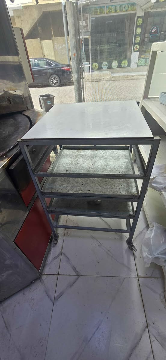 فڕنێکی کولێرە بە قیمە و کولێرە بە پەنجە بە عەشیاکانیەوە بۆ فرۆشتن 💷

پاک و خاوێن و بێ عەیبە 👌

دوکان لا ئەبەم بە نرخێکی هەرزان و بە زەرەر ئەیفرۆشم💸

پەیوەندی بکەن 

                            ☎️***********☎️ حلبجة, السليمانية
