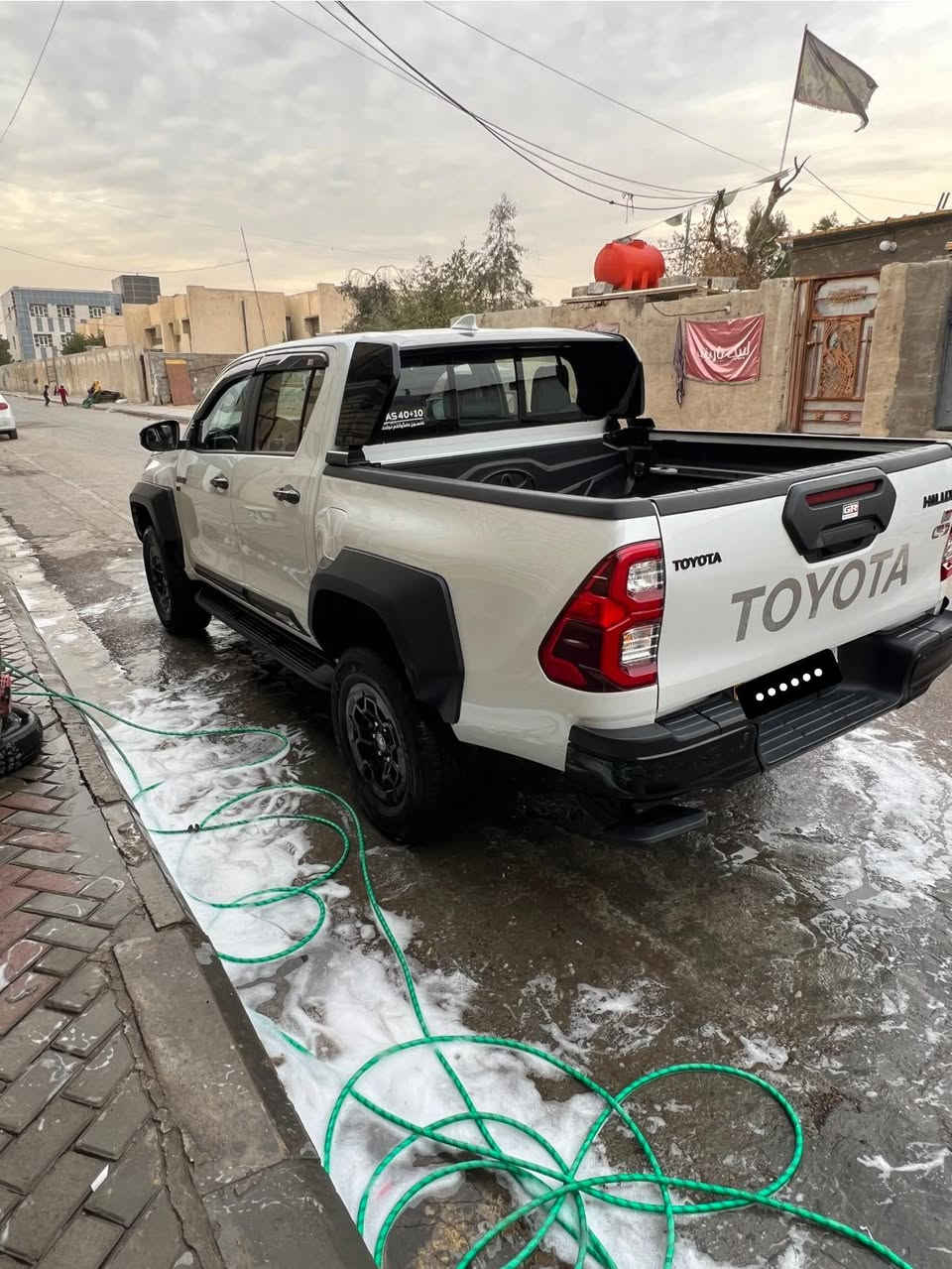 السلام عليكم بيكم GR2024 ضمان شركة ساز مكفوله كفاله عامه من الصبغ والبارد ماشيه 20الف سعر 423وبيه مجال هـ***********
