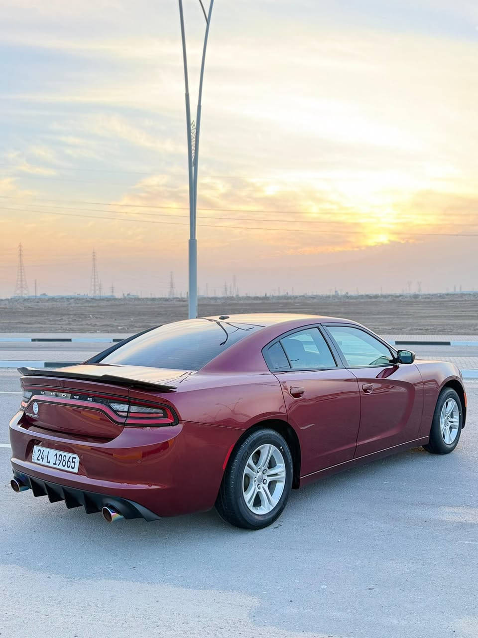 سلام عليكم جارجر موديل 2022 رقم دهوك جديد حادثها دعاميه وولبنيد شبر بدون فتح بدون ارباك بدون دواخل ماشيه 52 ميل موصفات SXT مكفوله من زلغ سياره مكاني بصره***********
