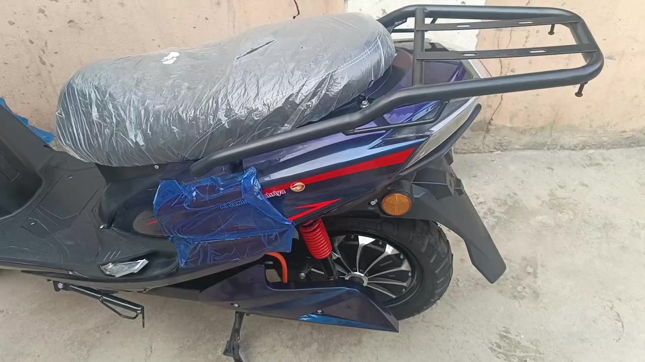 سلام عليكم
عندي دراجة شحن 
اريد ابيعها مستعجل عليها 
دراجة كهربائي تيماكس حديث
بطارية 6..؟ و40امبير..؟ 72 فولت
ملف 3000
مسافة 70كيلو 
سرعة 100
قبل يوم اشتريتها 
السعر خاص ....


**إذا كنت صاحب هذا الإعلان وتريد حذفه لأي سبب، رجاءا أرسل رسالة إلى الدعم الفني**