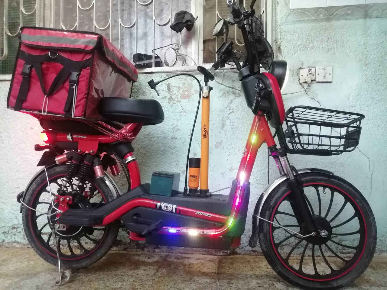 دراجة كهربائية شحن نظيفه
السعر 400 قفل
تفيد موظف وصاحب عمل...


**إذا كنت صاحب هذا الإعلان وتريد حذفه لأي سبب، رجاءا أرسل رسالة إلى الدعم الفني**