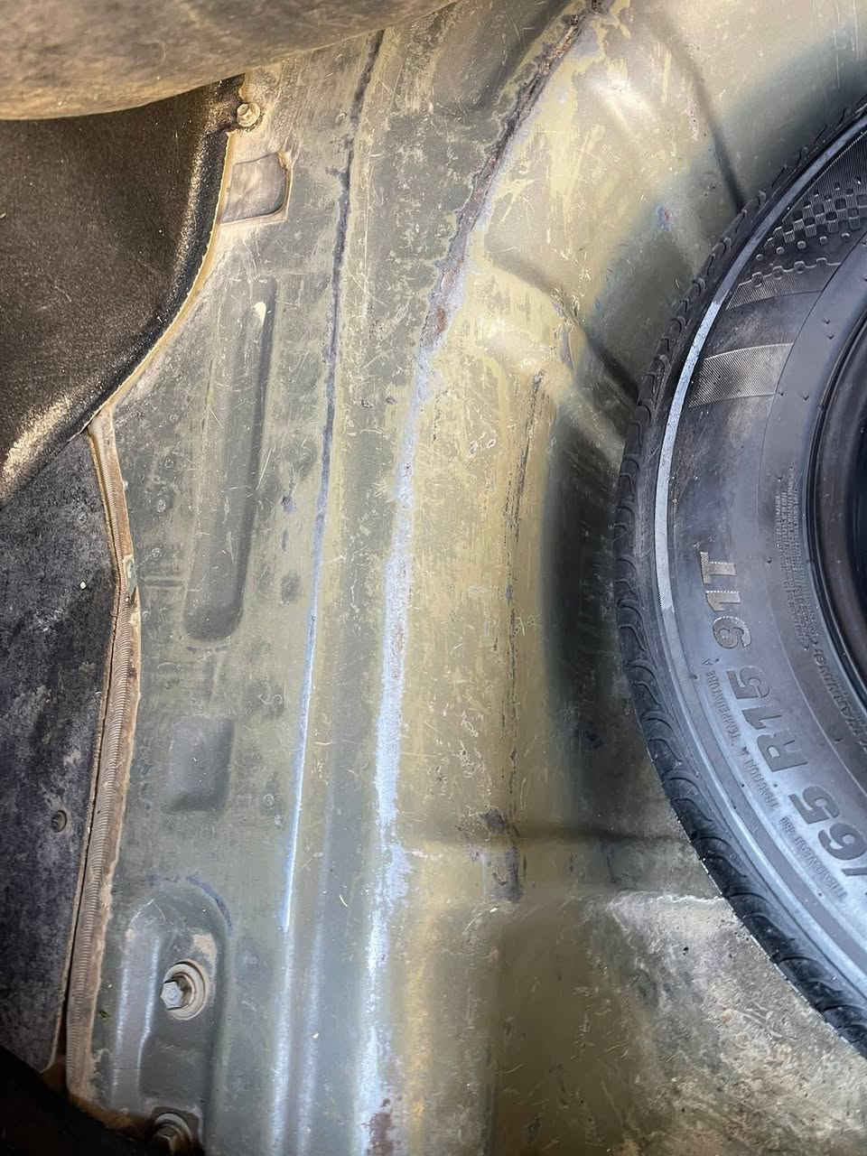 سوناتا ٢٠٠٩امريكي صبغ عام بدون اي دواخل شرط 
٢٤٠٠
كير مكينه تبريد وتدفئه كله شرط 
رقم ديالئ 
مكاني صلاح الدين بلد 
97مجال كلش بسيط
***********
