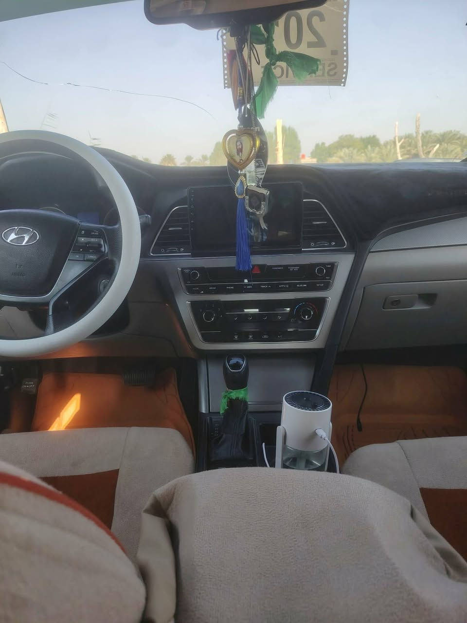 السلام عليكم للبيع سونتا 2017 وارد امريكي    ميكينه 2400  مجفته صارله شهر مشروع وطني رقم بغداد  سياره جاهزه    سياره بسمي  سنويه جديده  العنوان الناصريه السعر 125بيه مجال رقم الهاتف  ***********
