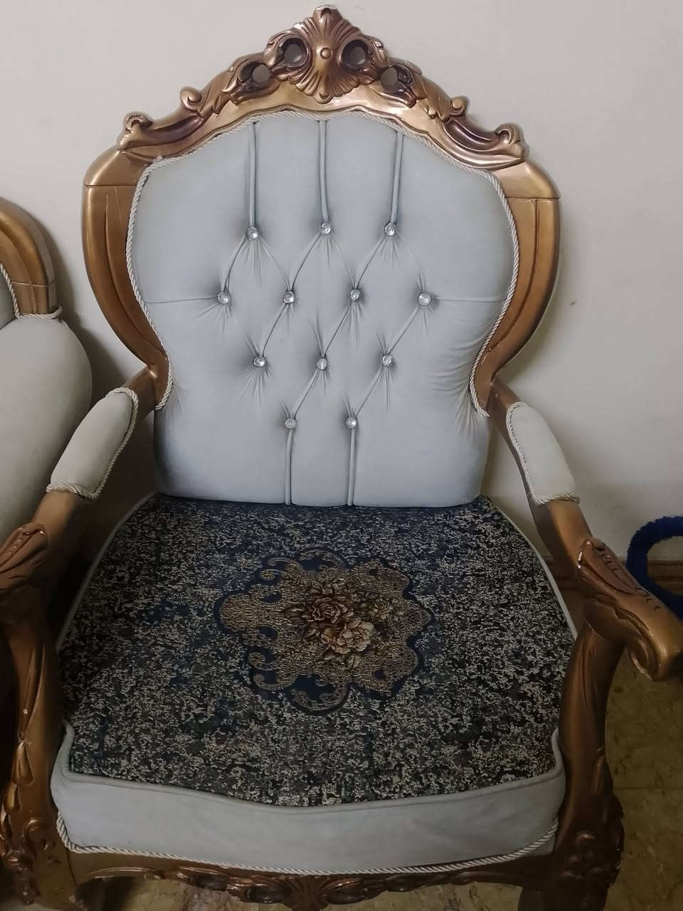 تخم رئاسي للبيع 10مقعد نضيف لاكسر لاخسف سعره 500قابل للتفاوض


**إذا كنت صاحب هذا الإعلان وتريد حذفه لأي سبب، رجاءا أرسل رسالة إلى الدعم الفني**