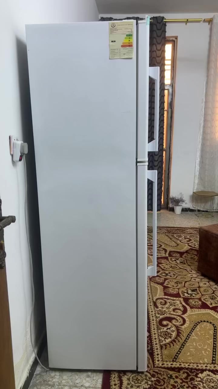 ثلاجه قفل قفل 200 الف  سبلت كنتوري 3 طن 600 الف جديد استعماله الصيف فقط  سبلت طنين 250 الف استعمال صيف فقط الاسعار قفل وثابته لحد ينزل من سعرهم رجاء العنوان الدوره البوعيثه لا يوجد توصيل السبالت بعدهم مشدودات حته الي يجي يفحصهم ويتأكد منهن


**إذا كنت صاحب هذا الإعلان وتريد حذفه لأي سبب، رجاءا أرسل رسالة إلى الدعم الفني**