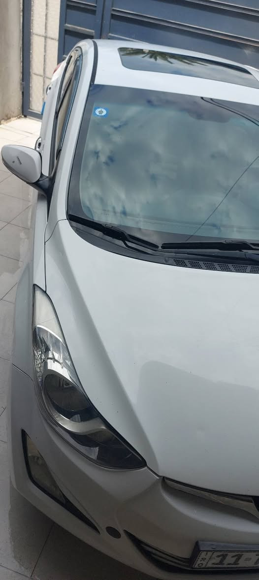 السلام عليكم النترا خليجيه  موديل ٢٠١٢ رقم بغداد بسمي حجم المحرك ١٦٠٠ فول مواصفات   كيرومحرك حاويه ممفتوحات شرط  تبريد خير من الله حداديه تمام السياره بيه صبغ خمس قطع والحوض الخلفي بي تعديل الشاصي سليم (ابيع حزام حتى مااتعبك ) السياره حلوه وناعمه واحلى من الصور  وجاهزه للاخير السعر المطلوب (٩٧) بيه مجال ***********
