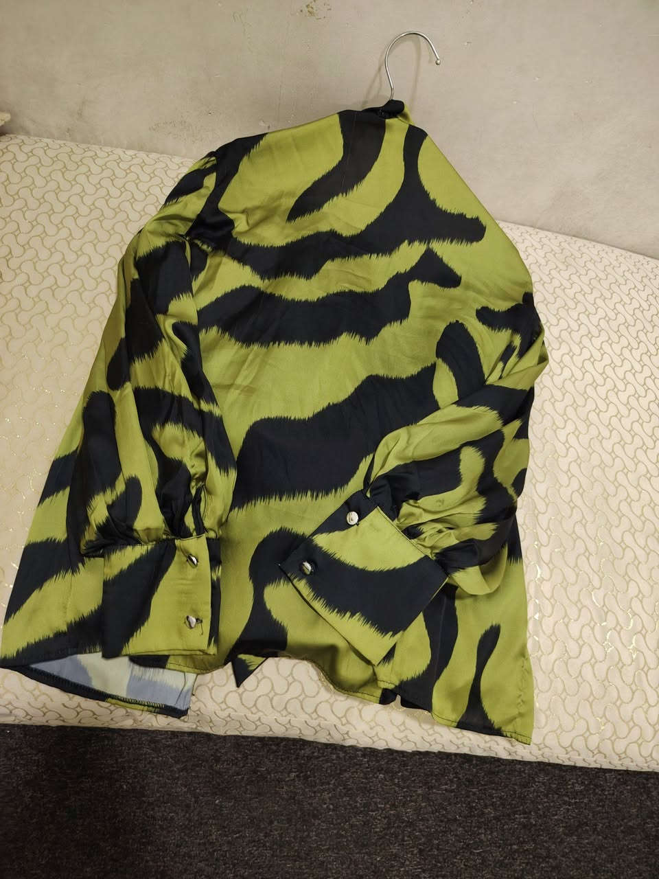 بعدهم جدد ثنينهم ملبوسين مرة مرتين فقط التريدهم تجي خاص وسعر مناسب


**إذا كنت صاحب هذا الإعلان وتريد حذفه لأي سبب، رجاءا أرسل رسالة إلى الدعم الفني**