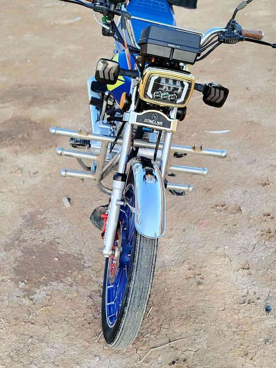 السلام عليكم دراجات العدد 2 سفانه مكفولات كفاله عامه احله من الصوره بعد السعر الستفسار***********
