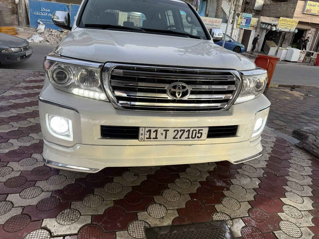 ‏سلام عليكم لادكروز موديل 9 محدثه 14 سياره كلش حلوه سونار موجود بل منشور مكان سياره بغداد اني مكلف بل نشر رقم صاحب سياره *********** السعر 240 وبيه مجال
