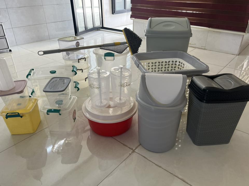 للبيع بنصف القيمة مستعمل قليل نظافة فول العنوان هفلان التواصل واتساب
0750 324 4810

