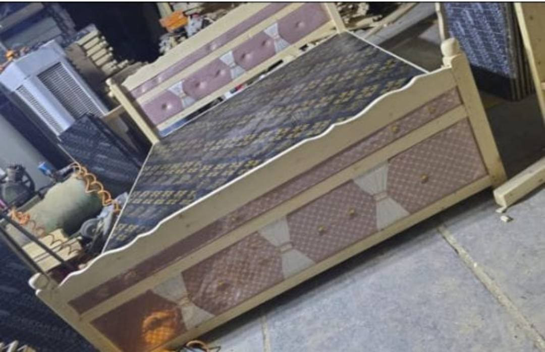 جرابي خشب عراقي نفرين شقل درجا اولى يوجد توصيل لحجز رقم واتساب📞***********
