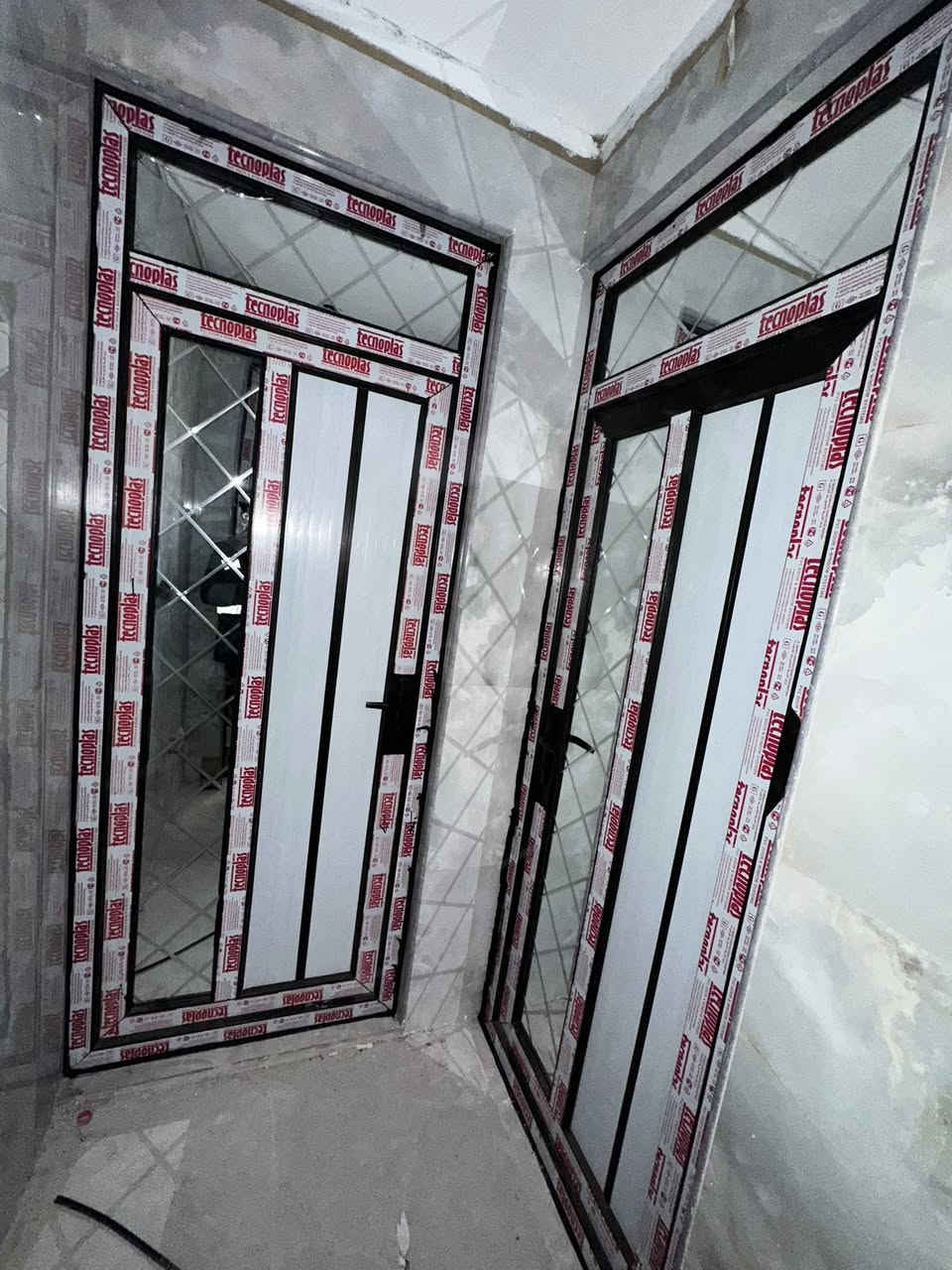 العنوان / الموصل جانب الايسر ، حي التعليم العالي مقابيل معمل الغاز
***********
***********
