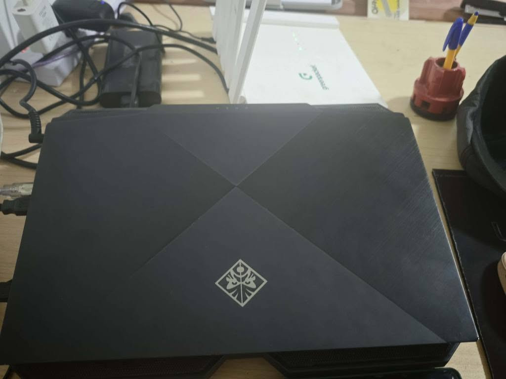 لابتوب للبيع 

HP Omen Geamning 
CPU. Core i7-10750H  
Ram. 40gb (32+8)  DDR4 
video. NVIDIA GeForce RTX 2070 super Max 8GB GDDR6
Monitor. 15.6” FHD , IPS, Anti-Glare, 144 Hz,
72% color gamut, and 500 nits
Hard.256 SSD M.2 NVMe
Ssd m.2 1TB +
 keyboard English Arabic
Keyboard RGB Backlit  and high-response
OS. Windows 11 Original
Black, Carbon Fiber Pattern
Battery بحاله ممتازة
VR Ready
speakers with Dolby Atmos for Gaming System
يفضل من البصرة ( لان شركات التوصيل تعبانه) الزبير, البصرة


**إذا كنت صاحب هذا الإعلان وتريد حذفه لأي سبب، رجاءا أرسل رسالة إلى الدعم الفني**