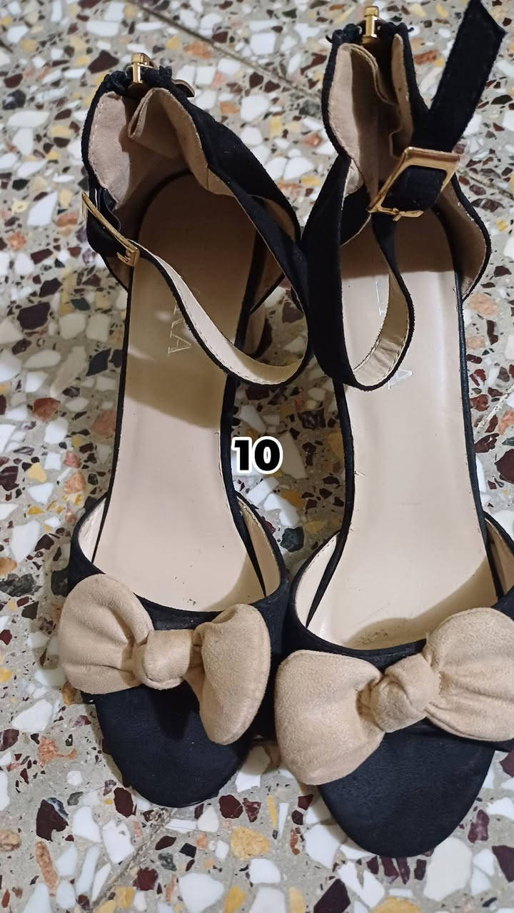 احذيه وجنط وشحاطات جدد مملبوسات الاسعار داخل الصور وتوصيل مجاني داخل الكوت فقط


**إذا كنت صاحب هذا الإعلان وتريد حذفه لأي سبب، رجاءا أرسل رسالة إلى الدعم الفني**