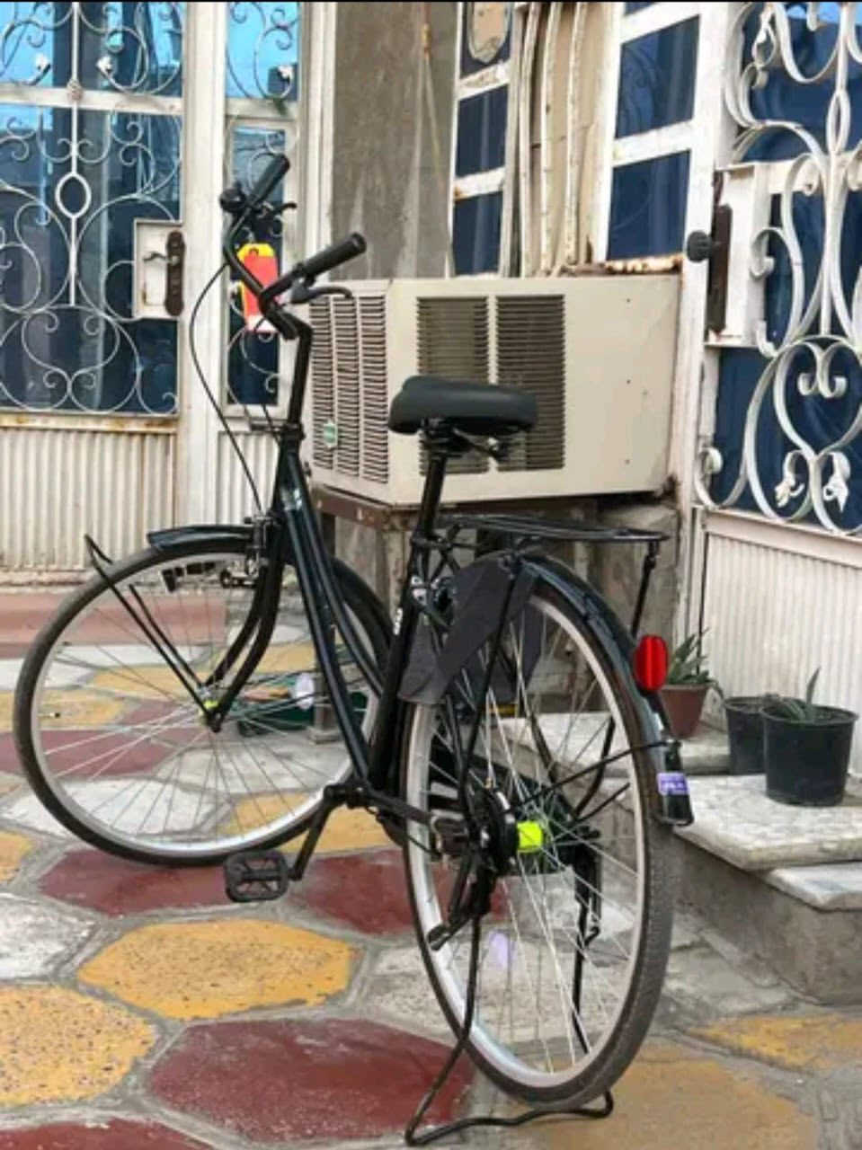 سلام عليكم بايسكل بطة حجم 26للبيع شركة BDلون اسود بعده جديد كامل هوة وغراضة اخذته من كرار ابو النقش بعده جديد كلش رايده ب200قفل الاستفسار ***********
