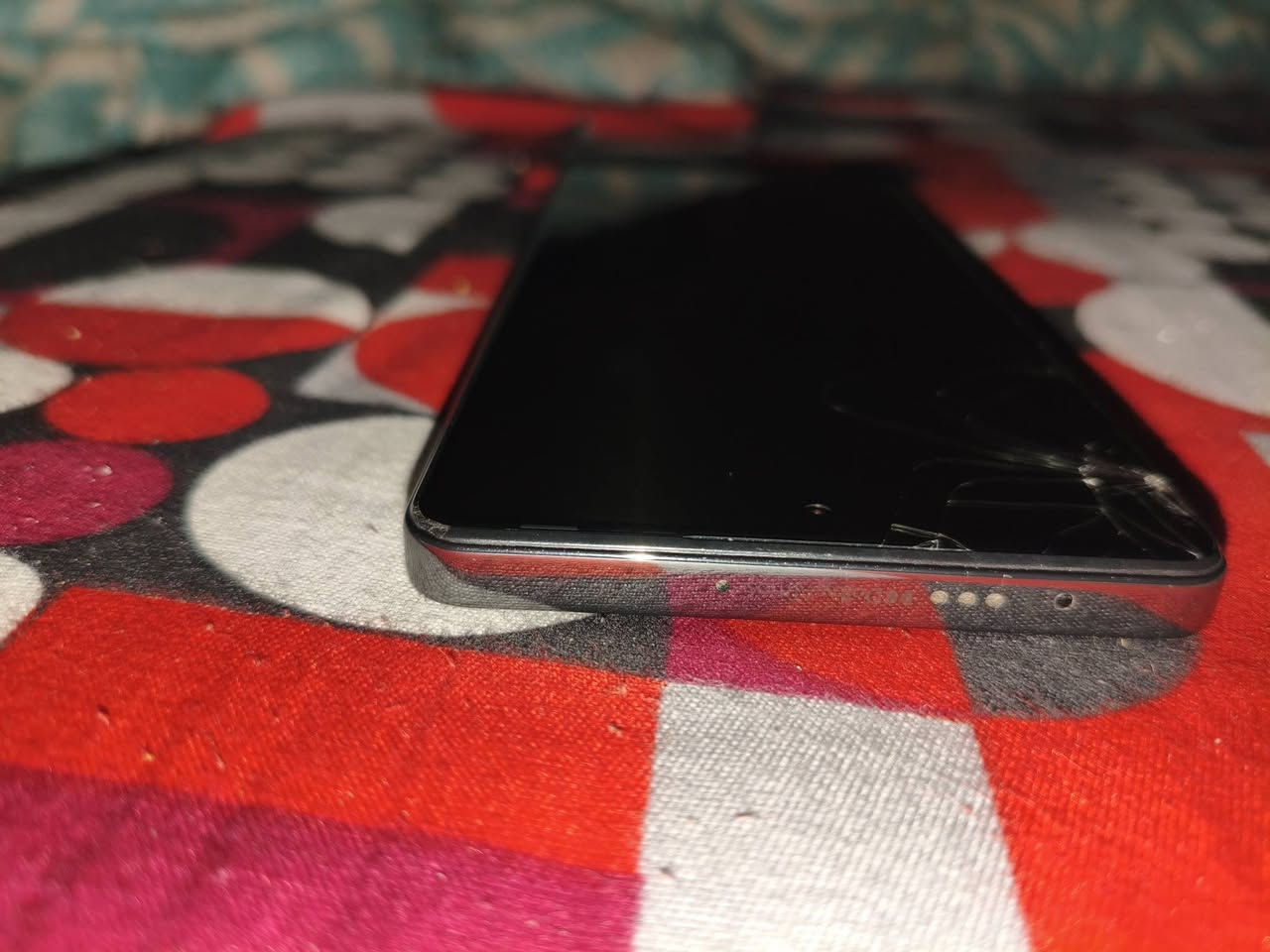 السلام عليكم ورحمه الله وبركاته 

للبيع او مراوس وانطي فرق

الوصف مهم جدا جدا

الجهاز شغال 100/100ماعدا فطور بالتاج الخارجي فقط 
وشغاله طبيعي 100/100 

تكنو كامون 30برو فايف جي
ذاكره كليه 256
رام 8+8
وحدة معالجه G99
كاميرا خلفيه 50..OIS..كاميرا اماميه 50/مك
البطارية 5000/ملي ام
اصدار 15

السعر قفل قفل قفل قفل 
//160//الف العنوان بصرة قبله شارع السوق الكبير هاتف 

***********
***********
