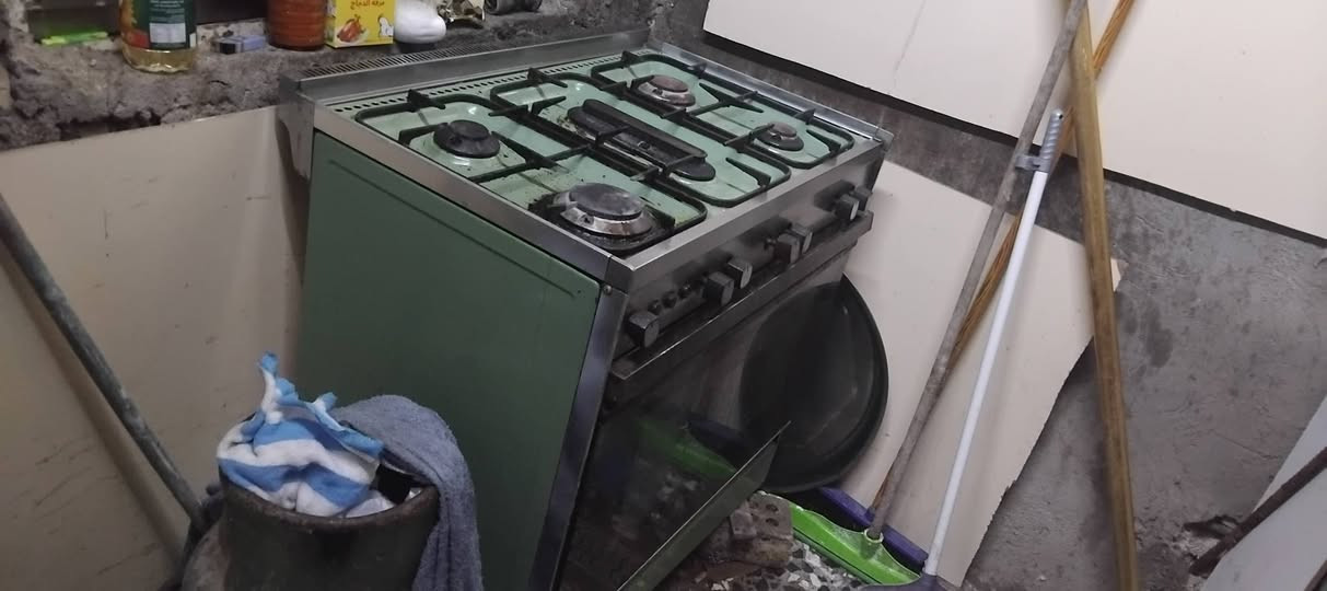 طباخ للبيع حي القاهرة سعر ١٢٥عشتار***********
