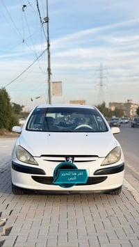 بيجو 307 موديل 2005  ارقام انكليزي باسمي سعر ٥٠ $07783555950