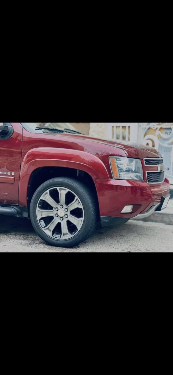 #للبيع فقط تاهو Z71# #السعر180 
مكفوله كفوله كفاله عامه فقط بارد شي بصيط بكصت البنيد ولباقي مكفول مكينه ٥٣٠٠ كير مكينه اكسل مكفول فور ويل فتحة سقف ويل حجم ٢٢ سياره جديده ماعايزه كلشي تتفئه تبريد رقم بغداد بسمي نحويل مباشر مكان السياره بغداد البلديات ملاحضه السياره عليه ادامه كامله دهن كير بلاكات واير بلك مجاول فيت بم للأستفسار
اتصل #***********
