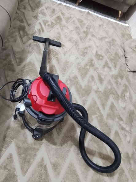 مكنسه كهربائيه الماني باله نضافه 100/100 مجمع الضحى للتسوق المسيب مقابل دائرة كهرباء المسيب عمارة الرحيم 45الف ***********
