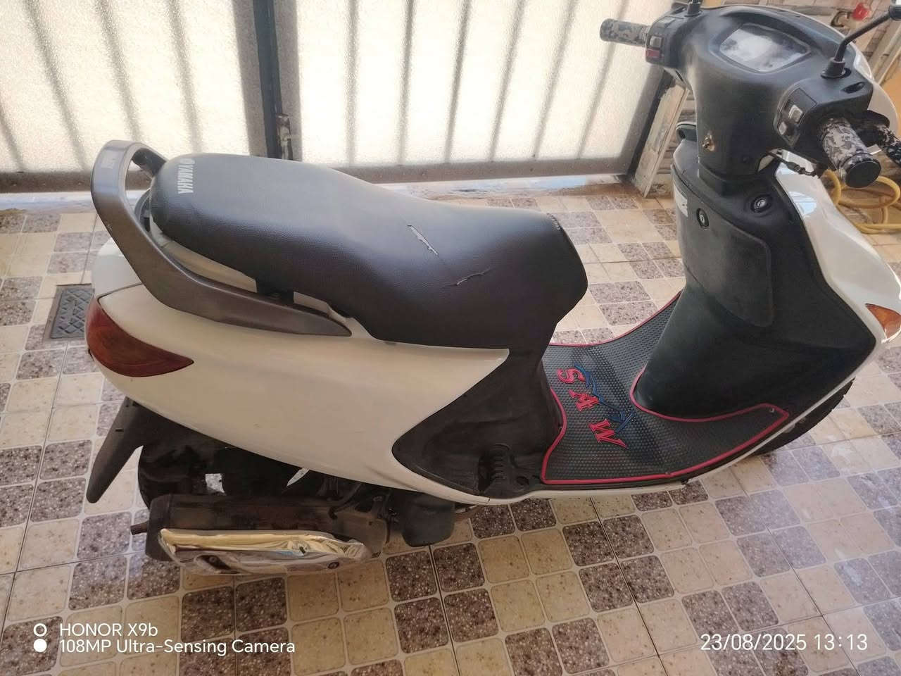 السلام عليكم دراجة فراشه للبيع شغاله برغي ماناقصها كلها شغاله محركها مامفتوح سعرها 600 العنوان سماوه قضاء الخضر (مكلف بالنشر )الاتصال على الرقم ***********
