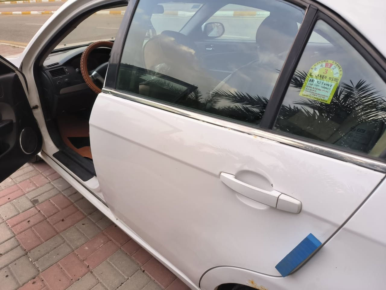 شوفرليت أبيكا موديل ٢٠٠٩ رقم بغداد دولي 
مكينه كير حداديه تخم تاير تبريد كله شرط 
السياره مكفوله من الحادث فقط ضبغ الهلالات الخلفيه وتلحيضات بسيطه بيها 
السعر ٧٠ وبيها مجال 
مكان السياره بالفلوجه  
مكلف بالنشر ما أجاوب لا خاص ولا تعليقات اليحب يتصل بصاحب السياره👇 
*********** بي واتساب
