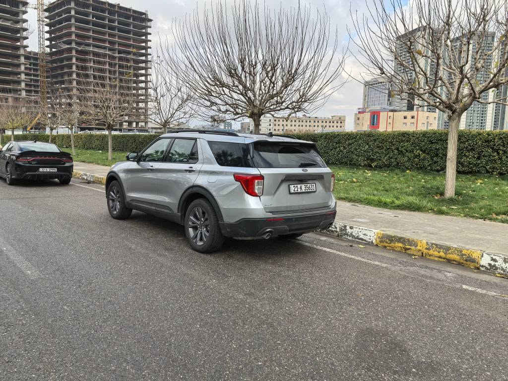 🚙 **للبيع | Ford Explorer XLT 2022** 🚙

📍 **الموقع:** أربيل
📞 **للاتصال:** ***********

━━━━━━━━━━━━━━━━━━

🔹 **معلومات السيارة**
• الموديل: **2022**
• الفئة: **XLT**
• العداد: **48,000 Mile**
• **شرط مكينة وكير**
• **شرط تحويل وخالية من الغرامات**

━━━━━━━━━━━━━━━━━━

✨ **المواصفات**
✅ بصمة أبواب + بصمة تشغيل
✅ تشغيل عن بُعد (Remote Start)
✅ مقاعد جلد
✅ مقاعد كهربائية
✅ مقاعد VIP
✅ تدفئة المقاعد + تدفئة المقود
✅ صندوق كهربائي
✅ تبريد مركزي
✅ إنارة LED / زينون
✅ رادارات أمامية + جانبية + خلفية
✅ حساسات أمامية وخلفية

━━━━━━━━━━━━━━━━━━

📋 **تفاصيل الحادث**
✔️ بجم خلفي (كبس)
✔️ ربع جاملغ خلفي فقط
✔️ بدون دواخل
✔️ الإيربك: بردة فقط وتم إرجاع السيستم

━━━━━━━━━━━━━━━━━━

💯 **سيارة فول مواصفات، نظيفة جداً، جاهزة للفحص.**

📍 **العنوان:** أربيل
📞 **للاستفسار:** *********** أربيل, العراق
