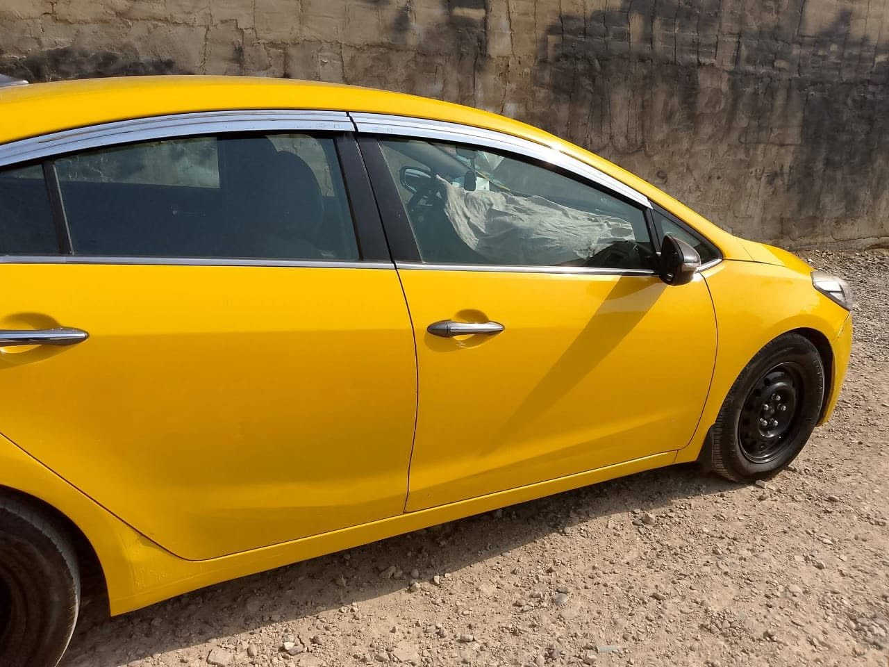 سياره فورتي موديل 14وارد امريكي حادثها جاملغ بااسمي تحويل ثاني يوم كير مكينه نظيف مابيها اي نقص العنوان بغداد البلديات الاتصال على الرقم 
***********
