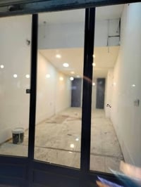 محل لليجار الزعفرانيه شارع المعهد مقابل عياده ابو تراب 07714964949