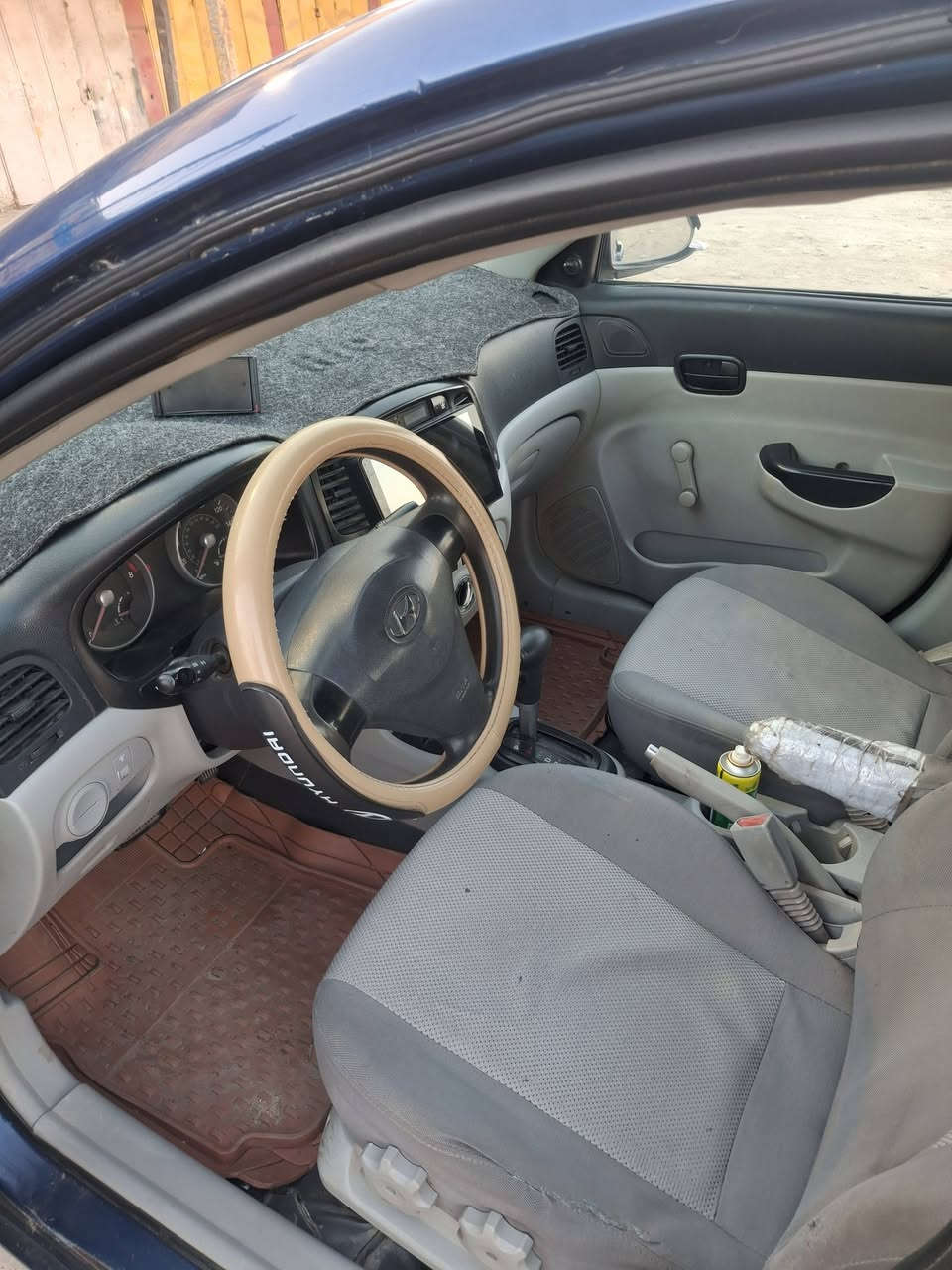 للبيع اكسنت موديل ٢٠٠٧ امريكي مصبوغه عام اثر جراد حادث امريكا جاملغ امامي وخلفي بدون دواخل كير ومكينه وتبريد جديد تخم تاير جديد رقم ديالى انكليزي بسمي مكانها بغداد سعرها ٧٠ وبيها مجال بصيط ***********
